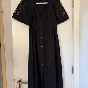Madewell: Cassie Button-Front Midi Dress in Linen